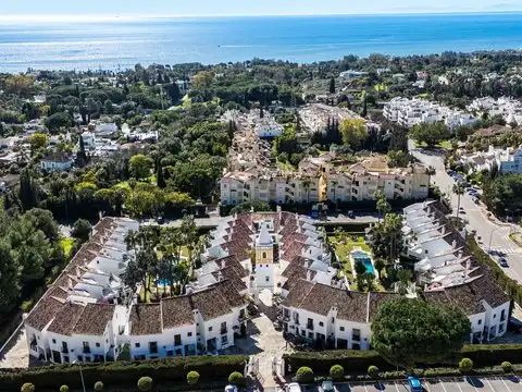 Adosado con terraza en venta en Urbanizacion Montepiedra 4E, imagen 2