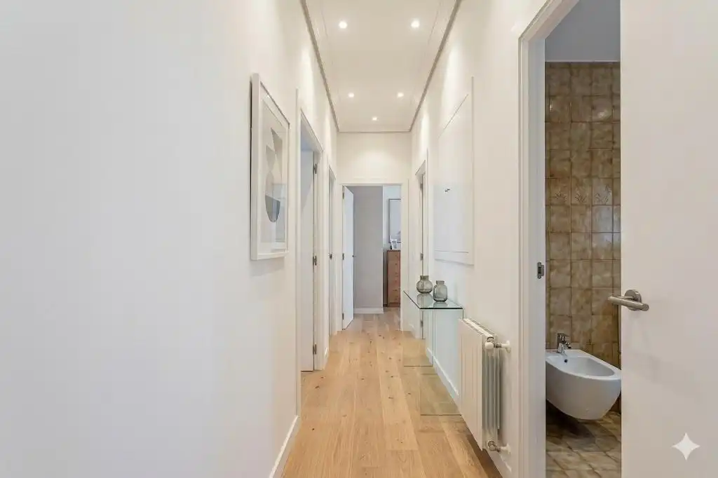Flat for sale in Madrid  with Heating