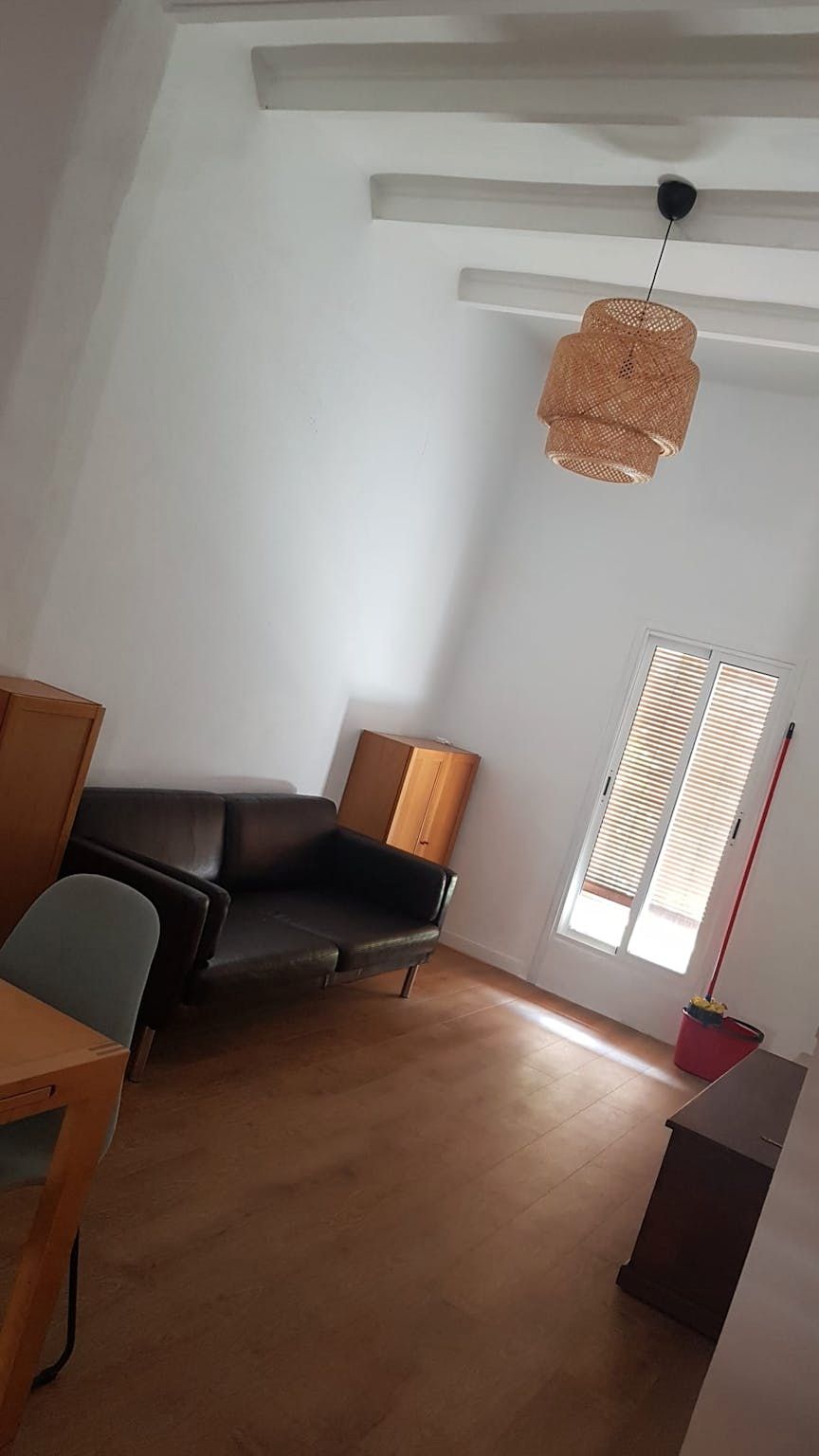 Sala d'estar de Pis de lloguer en  Sevilla Capital amb Aire condicionat, Calefacció i Moblat