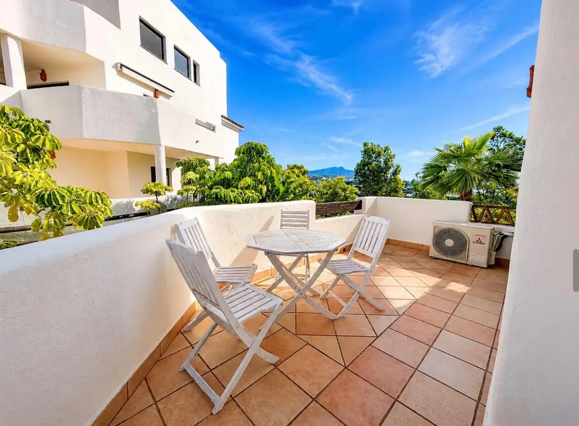 Flat with pool for sale in Selwo, imagen 15