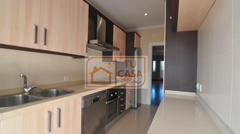 Foto 5 de Pis en venda a Calle Islas Filipinas, Ruta de la Plata, Cáceres