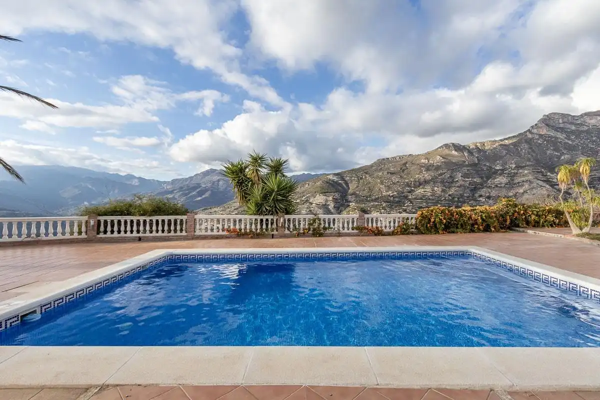 Piscina de Casa o chalet en venta en Jete con Aire acondicionado, Calefacción y Jardín privado