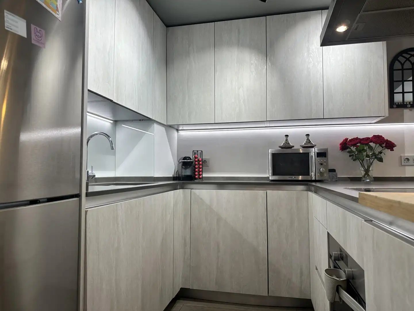Cocina de Apartamento en venta en Marbella con Aire acondicionado, Jardín privado y Terraza