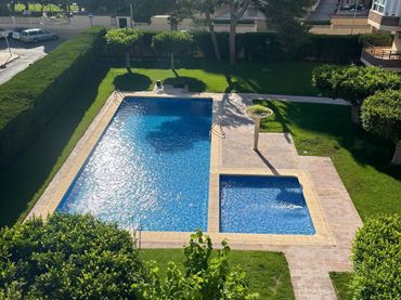 Appartamento con piscina in affitto a Playa Muchavista