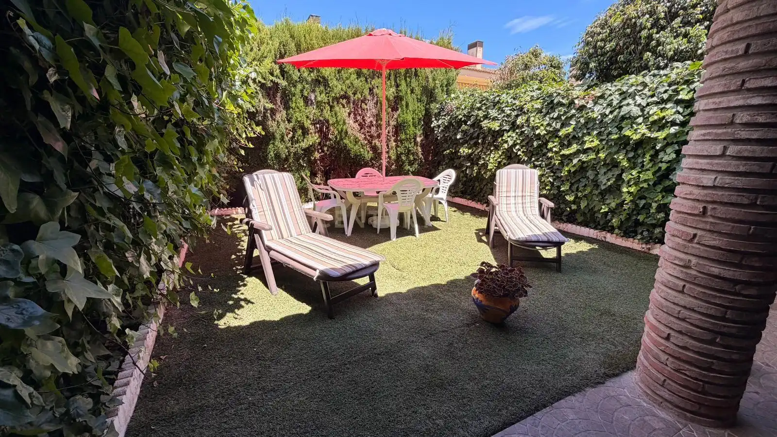 Terrace of Detached homes for sale in Málaga  with Air Conditioner, Storage room and Swimming Pool