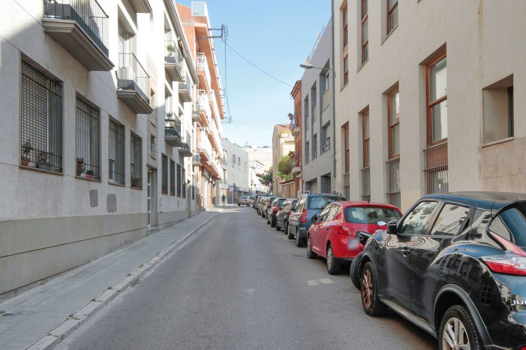 Vista exterior de Pis en venda en Sabadell