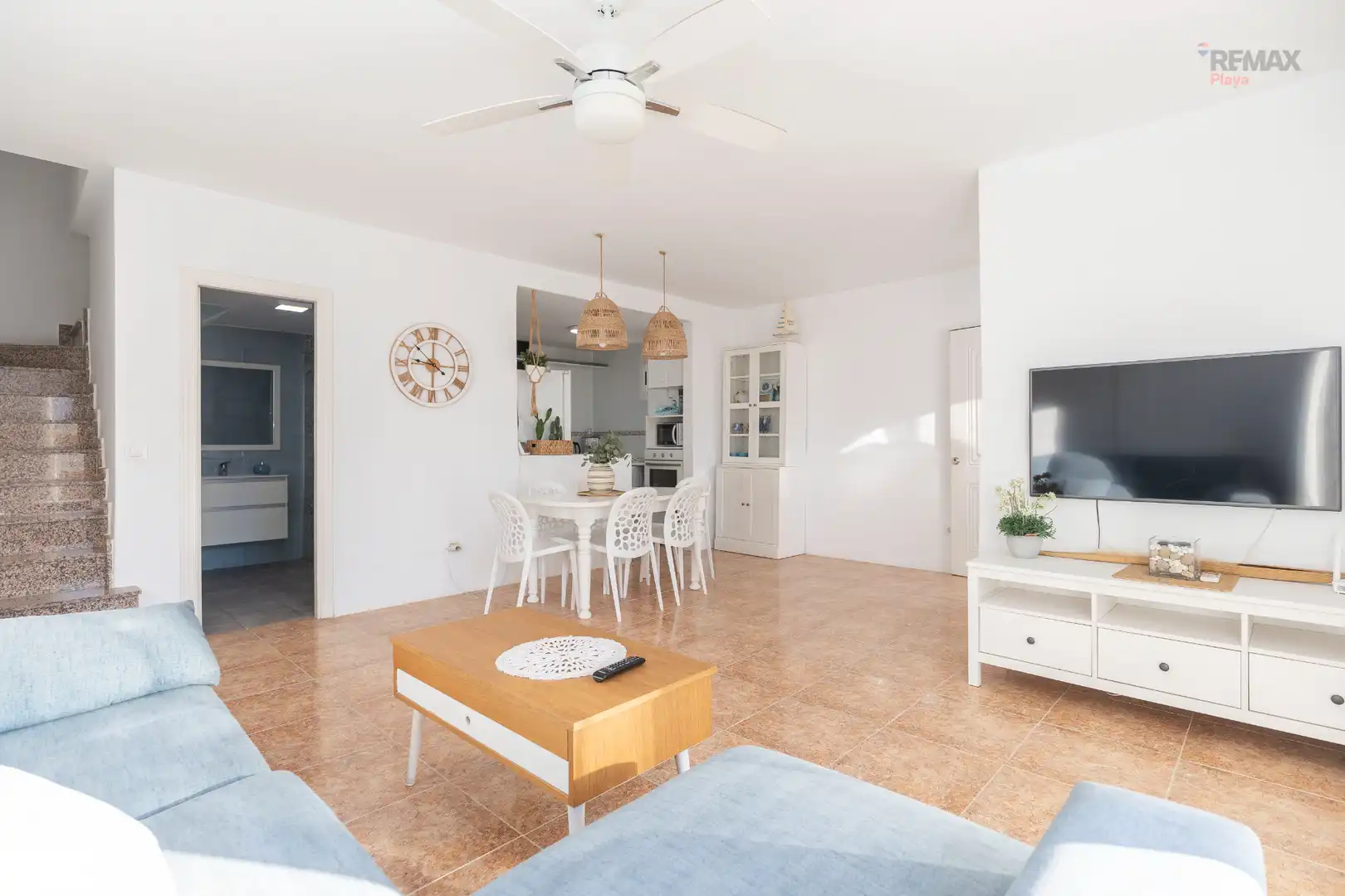 Terraced house with pool for sale in Calle Magallanes 142, imagen 8