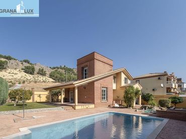 Villa avec piscine à vendre à Calle Olivo
