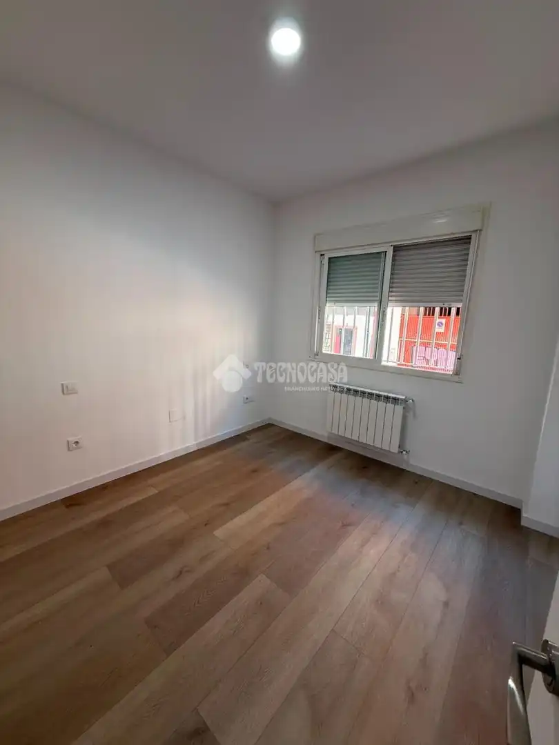 Habitación de Piso de alquiler en Madrid con Aire acondicionado, Calefacción y Trastero