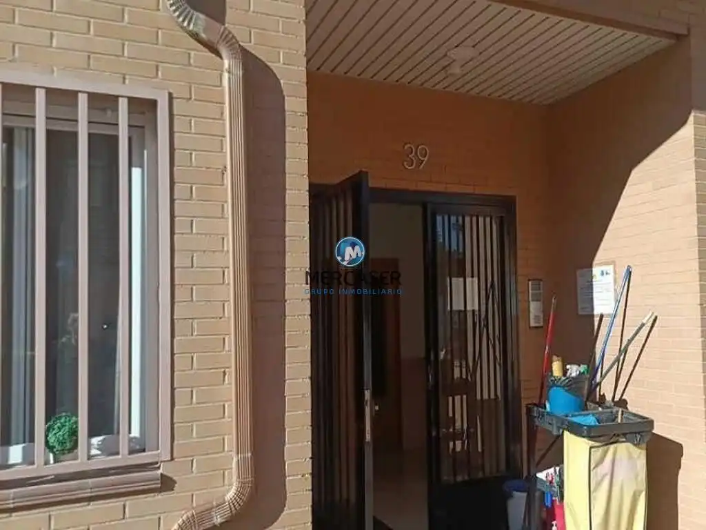 Flat for sale in Valdemoro  with Private garden, Storage room and Community pool