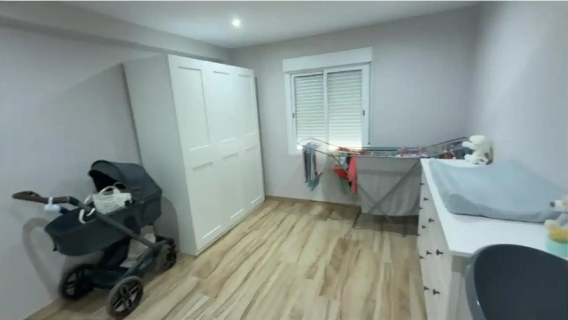 Flat for sale in Elda  with Air Conditioner and Balcony