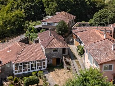 Landhaus zum Verkauf in Pantón