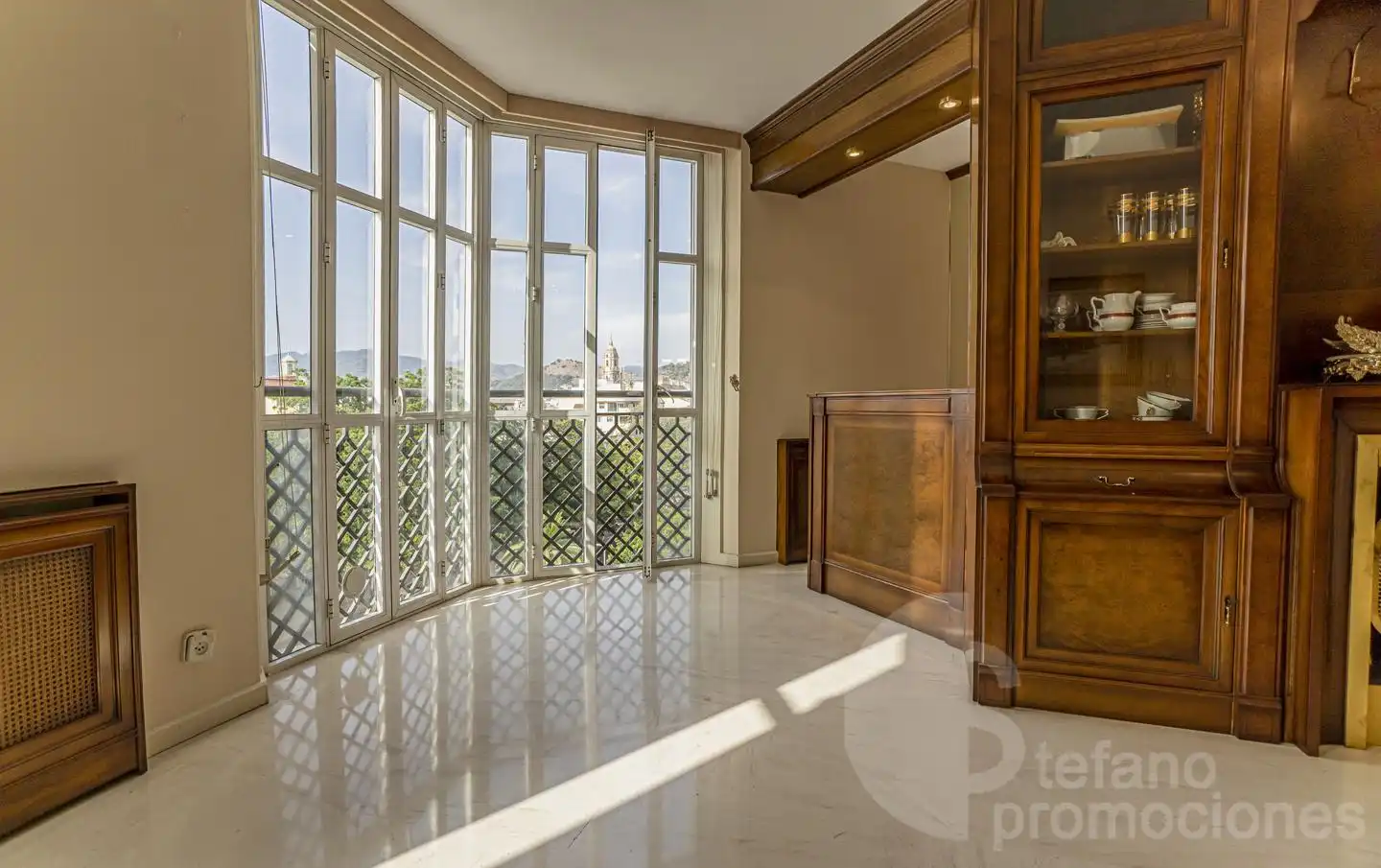 Comedor de Piso en venta en Málaga con Calefacción