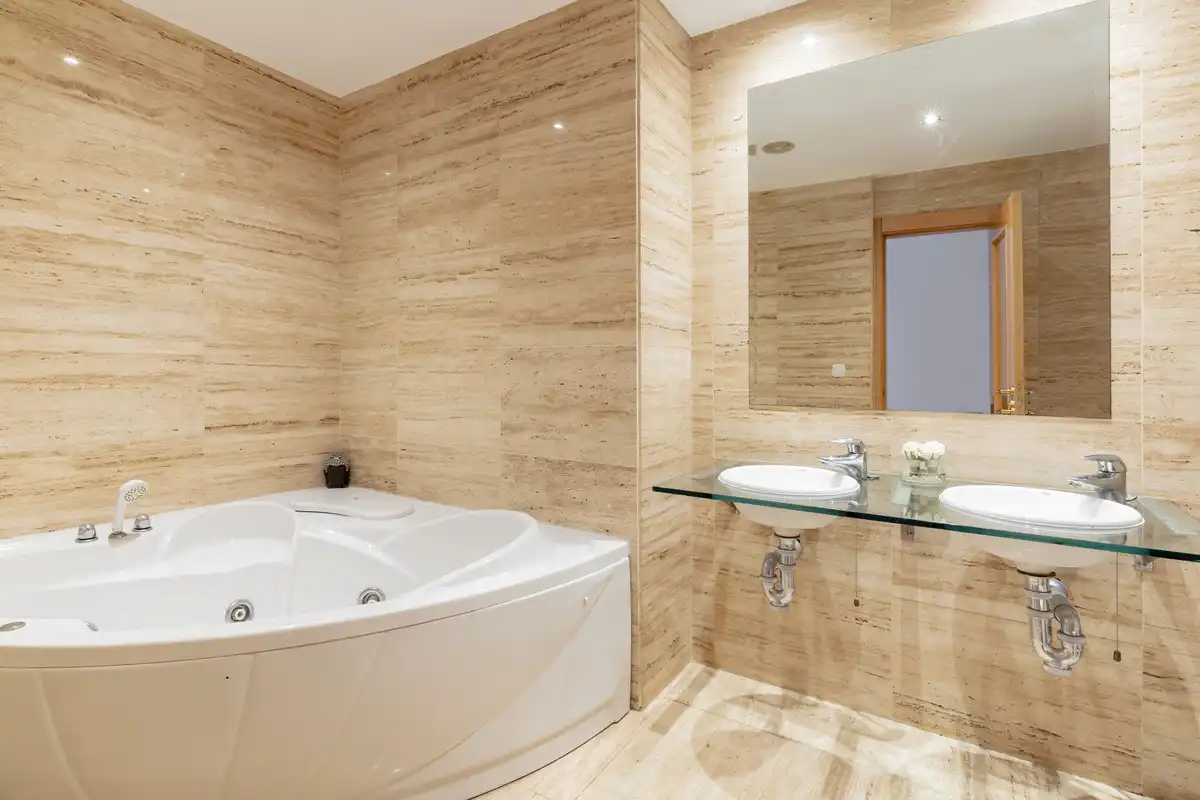 Apartamento con piscina en venta en Selwo, imagen 12