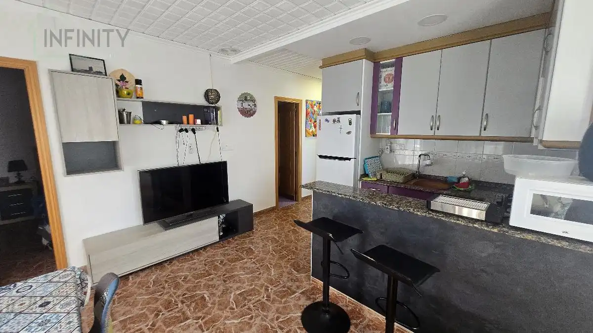 Cocina de Apartamento de alquiler en Piles con Aire acondicionado, Calefacción y Terraza