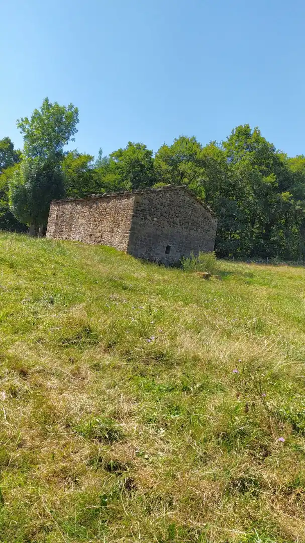 Casa o xalet en venda en Vega de Pas amb Jardí privat