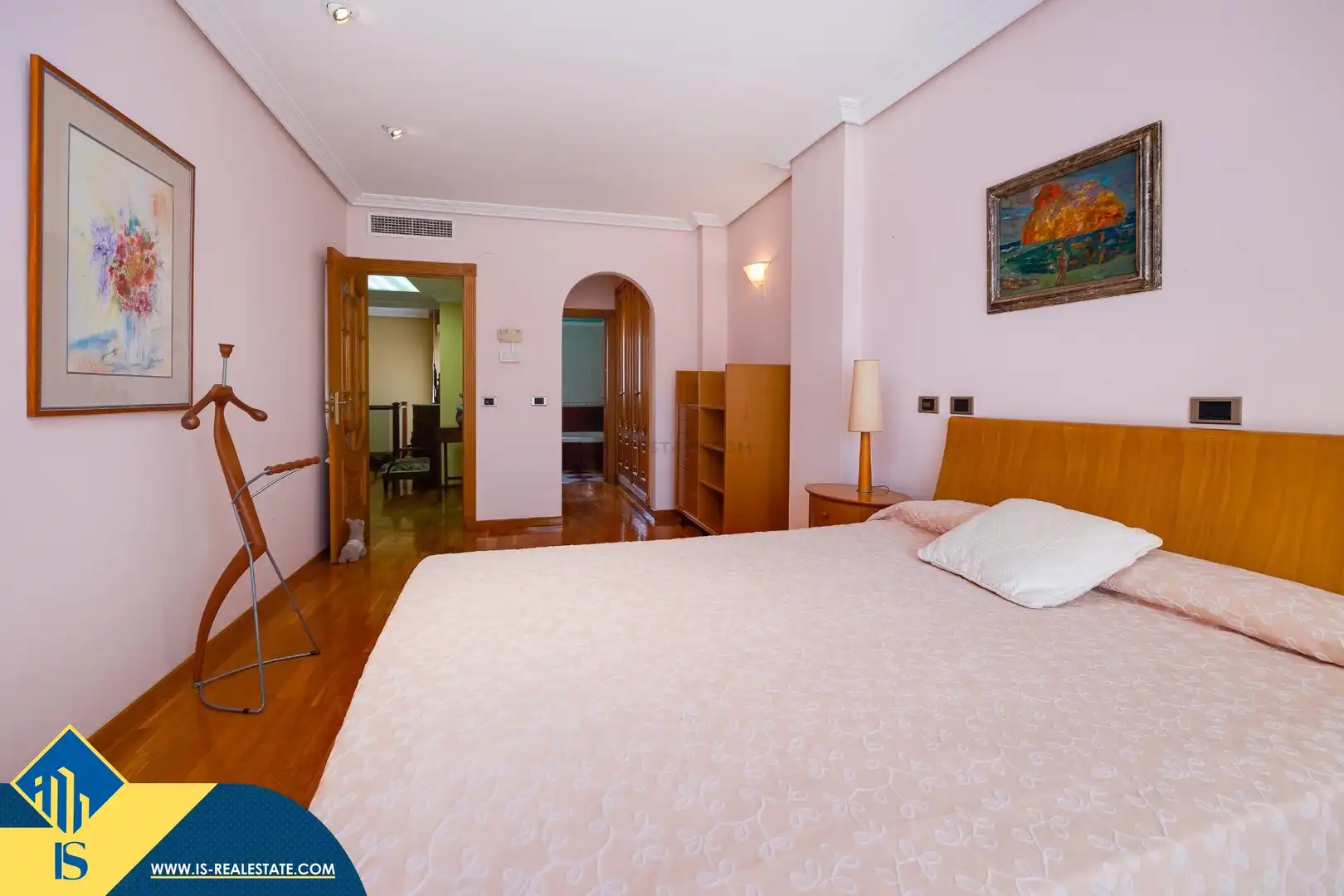 Habitación de Ático de alquiler en Torrevieja con Terraza, Trastero y Amueblado