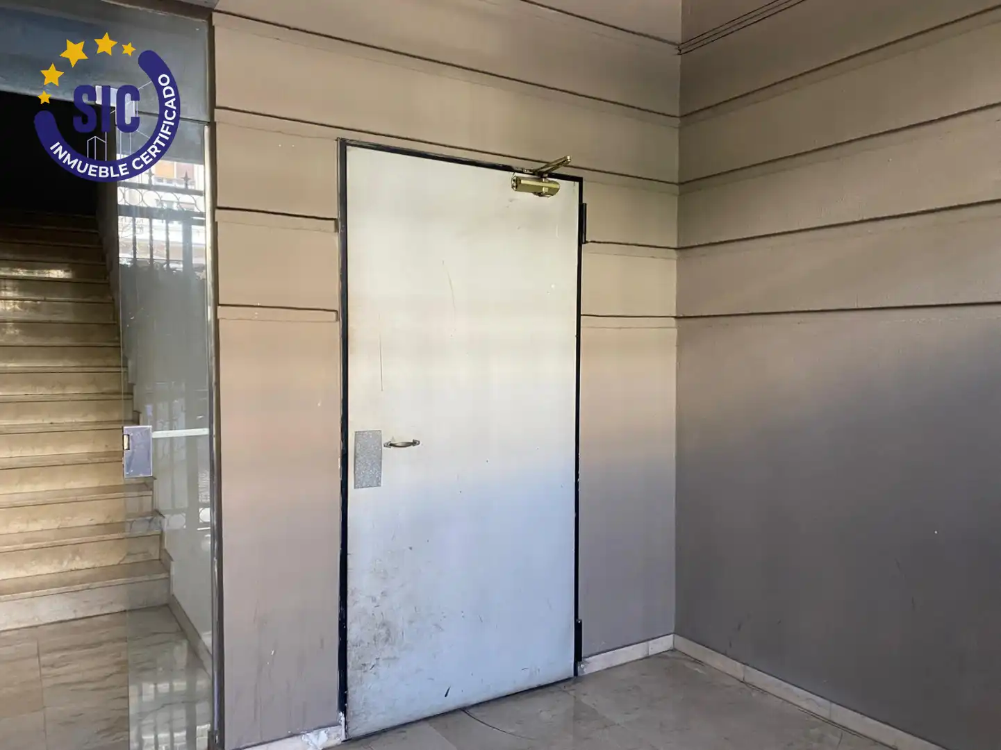 Garage for sale in L'Eixample