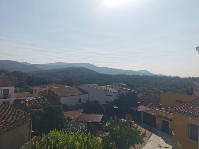 Casa-chalet en Venta en Calle Alhondiga en Gargüera