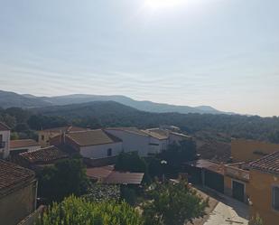 Vista exterior de Casa o xalet en venda en Gargüera amb Balcó