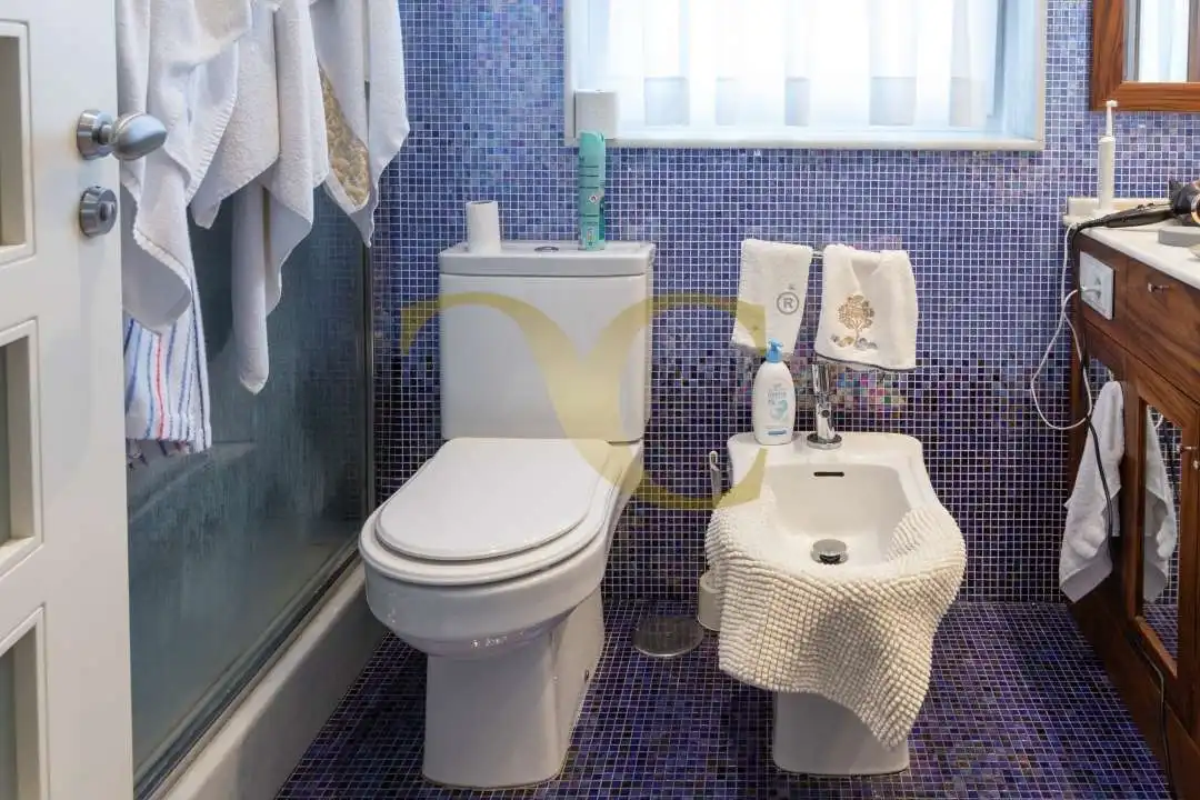 Baño de Casa o chalet en venta en Santa Cruz de Bezana con Aire acondicionado, Calefacción y Jardín privado