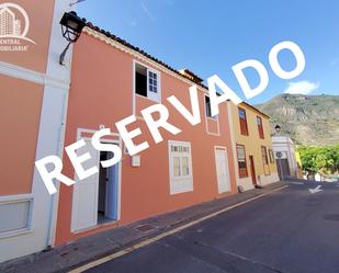 Vista exterior de Casa o xalet en venda en Los Realejos amb Terrassa i Balcó