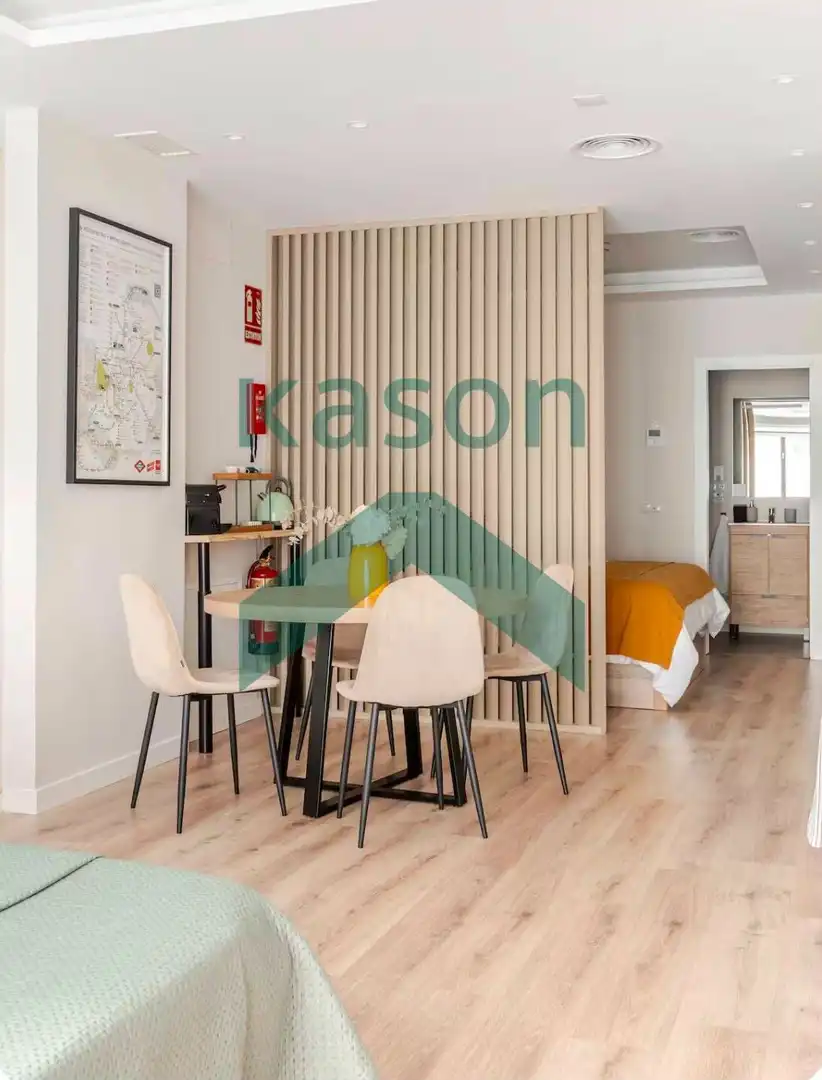 Habitación de Apartamento en venta en Madrid con Aire acondicionado, Calefacción y Amueblado