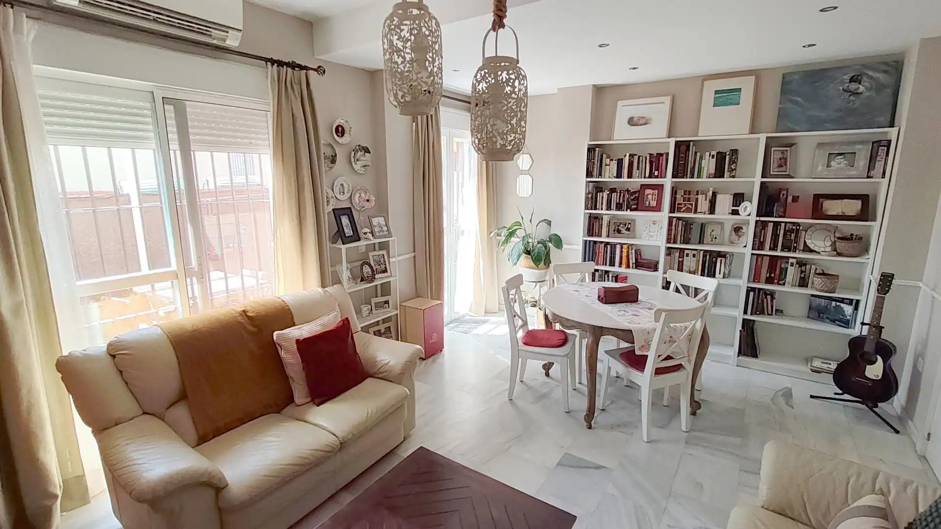 Casa a schiera con giardino in vendita a Las Canteras, imagen 2
