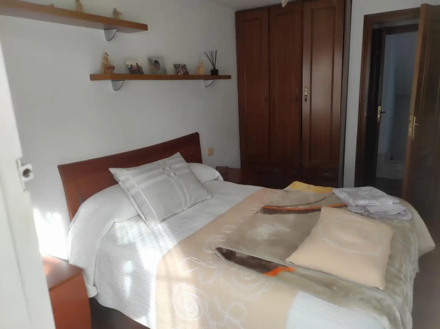 Habitación de Casa o chalet en venta en Santiago de Compostela  con Calefacción
