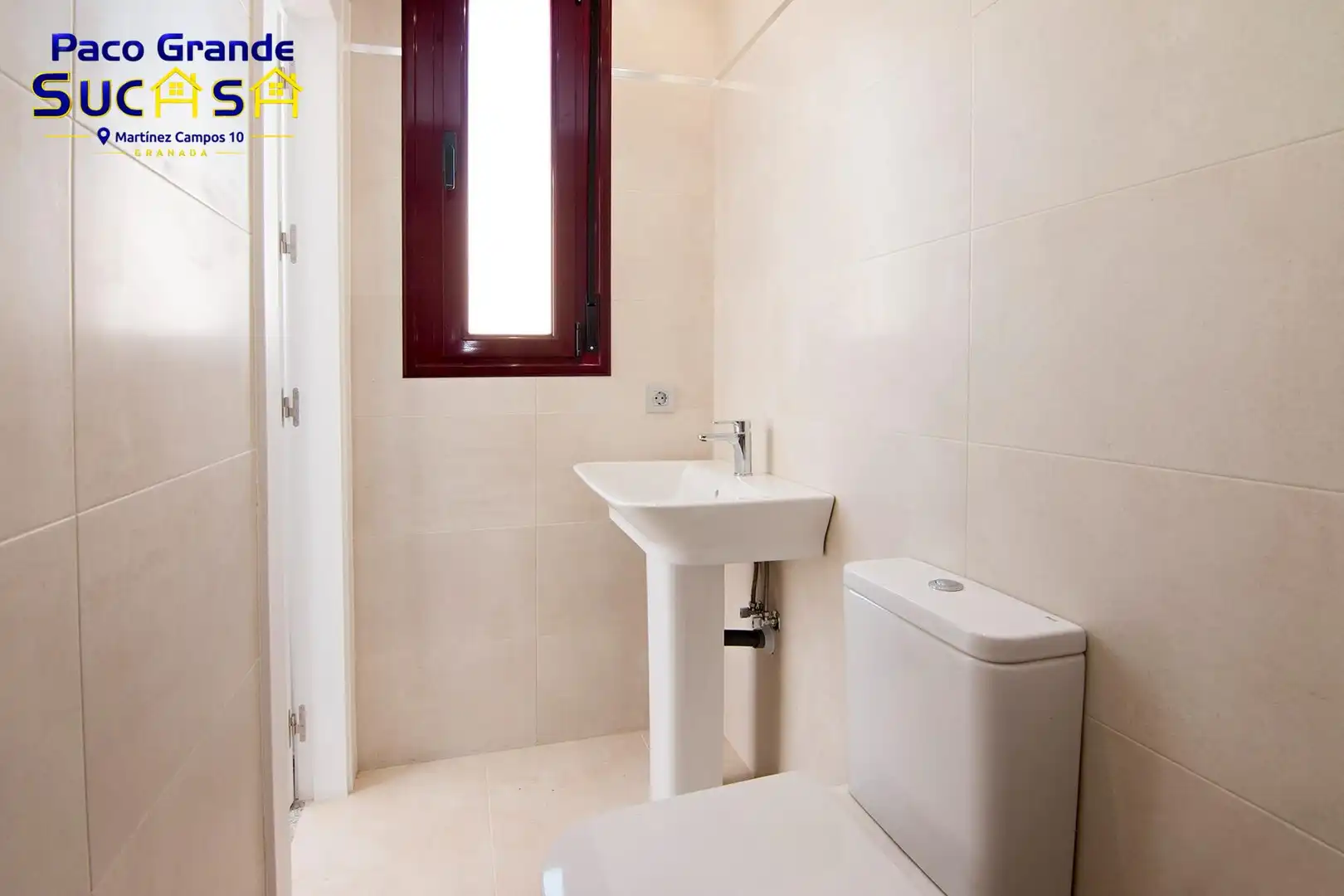 Bany de Àtic de lloguer en Granada amb Aire condicionat, Calefacció i Terrassa