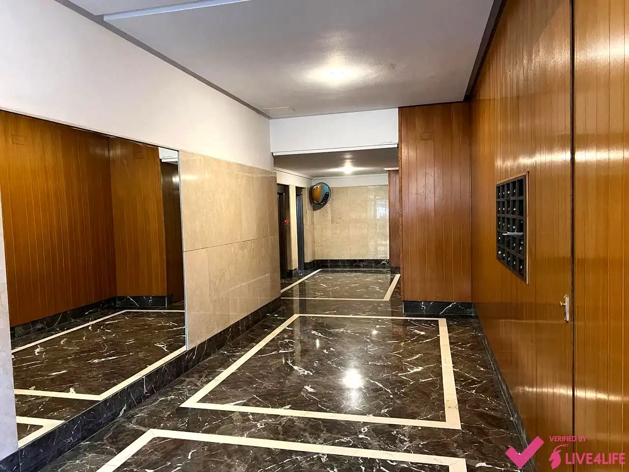Flat for rent in Valencia  with Air Conditioner, Parquet flooring and Furnished