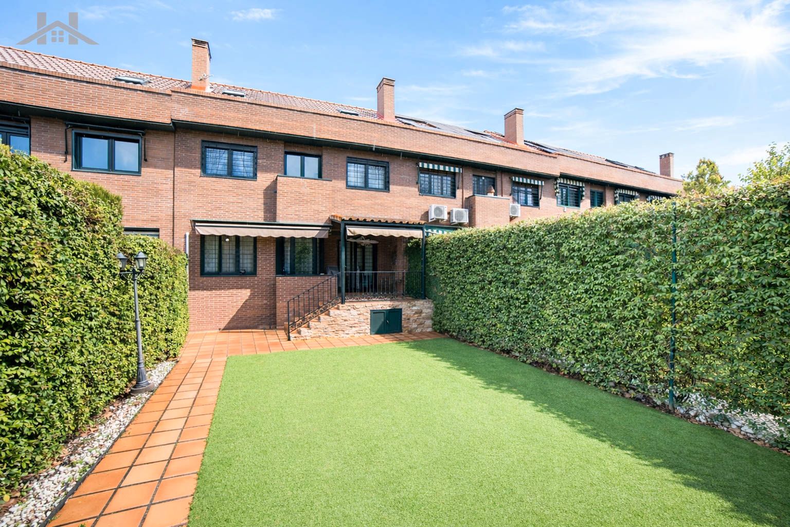 Jardí de Casa adosada en venda en Villaviciosa de Odón amb Aire condicionat, Calefacció i Jardí privat