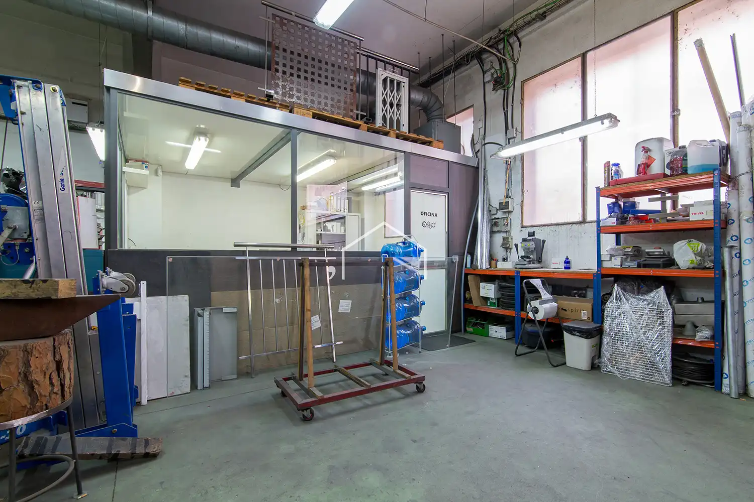 Industrial buildings for sale in Barcelona