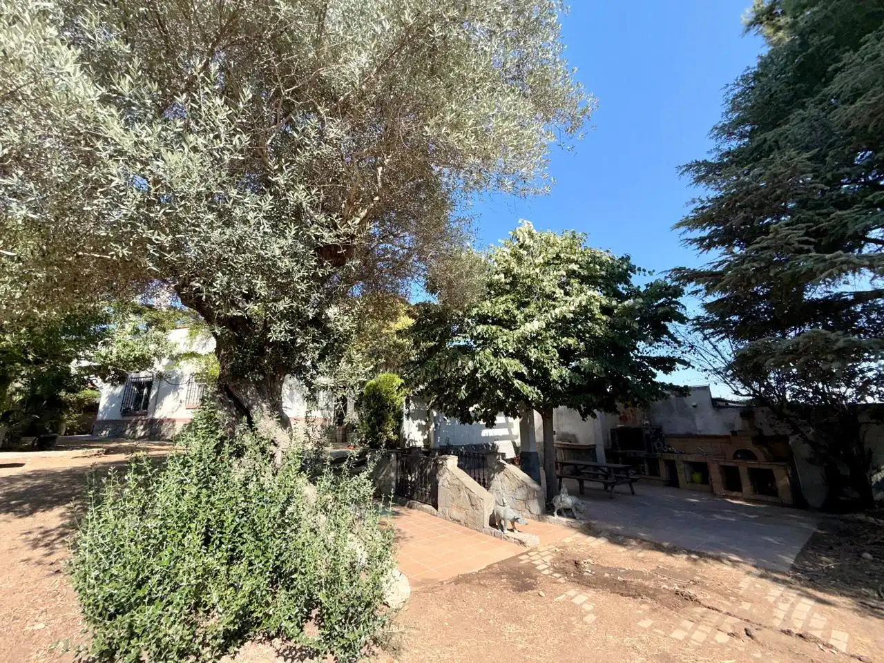 Exterior view of Houses for sale in Montcada i Reixac  with Air Conditioner, Heating and Private garden