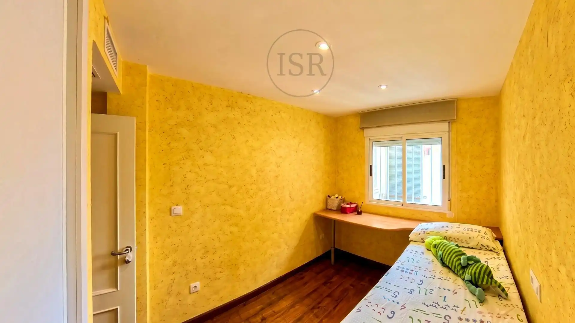 Habitación de Ático en venta en Garrucha con Aire acondicionado, Terraza y Trastero