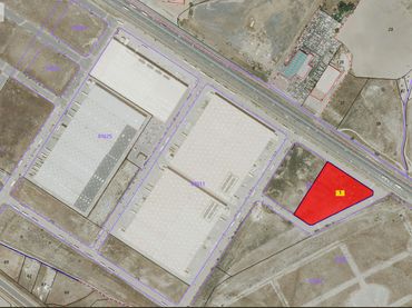Terreno industrial en venta en E-5 55