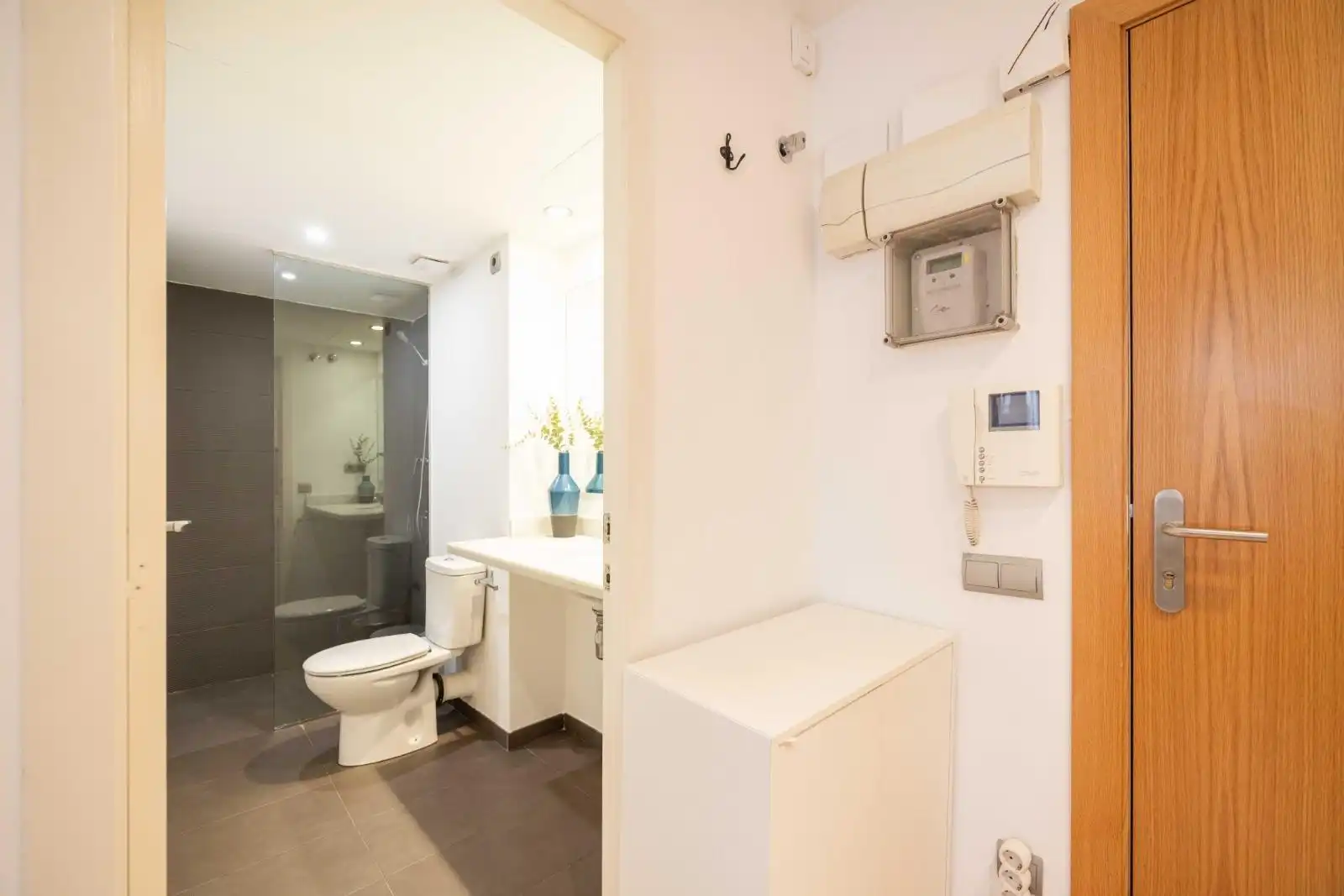 Baño de Piso de alquiler en Barcelona con Aire acondicionado, Calefacción y Parquet