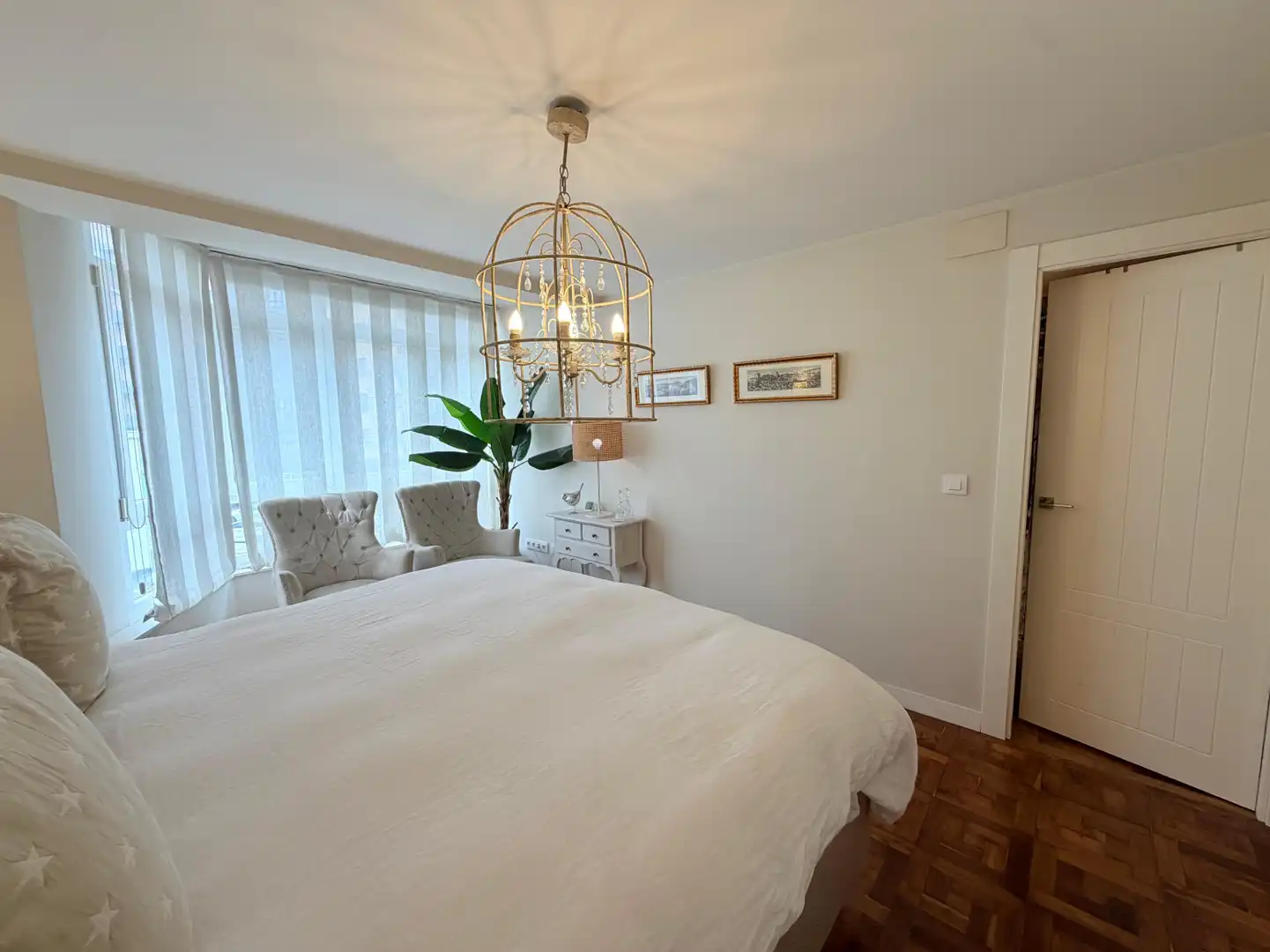 Schlafzimmer von Wohnung zum Verkauf in Avilés mit Heizung, Terrasse und Möbliert