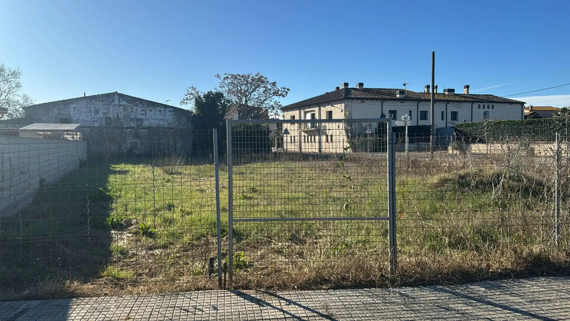 Residential land for sale in Carrer de Figueres, imagen 2
