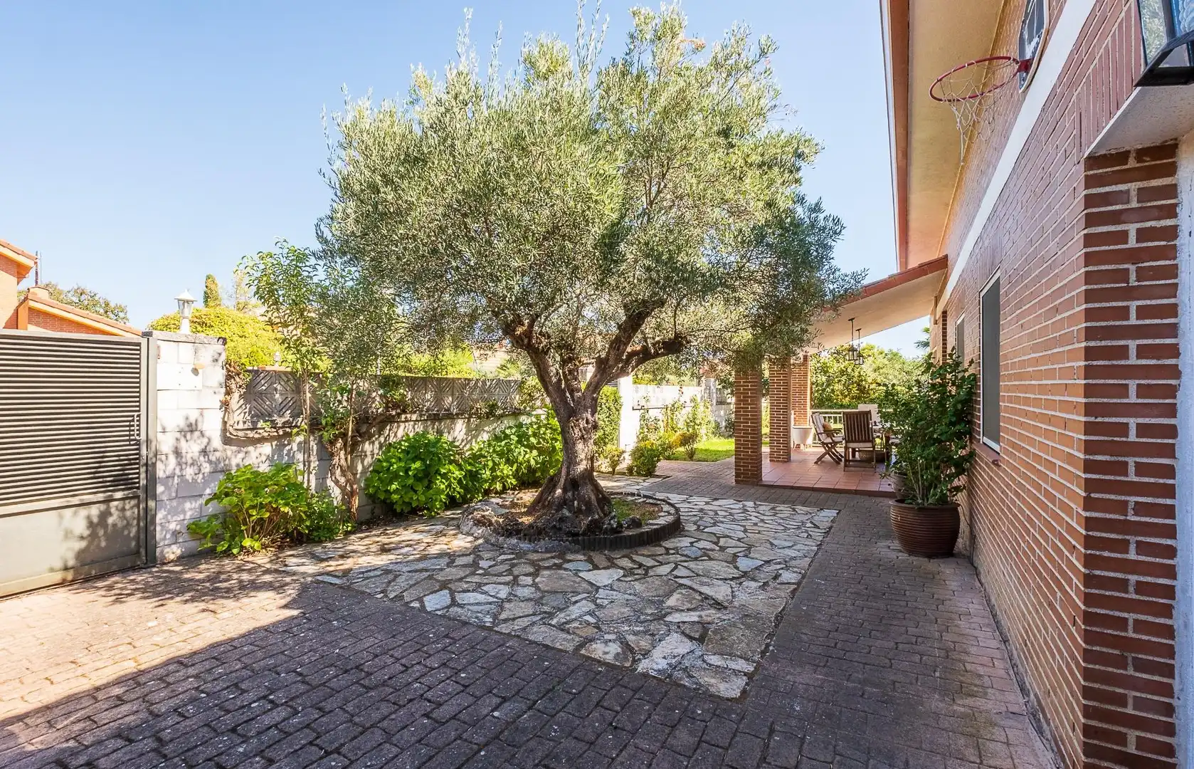 Detached house with pool for sale in Calle BILBAO, imagen 12