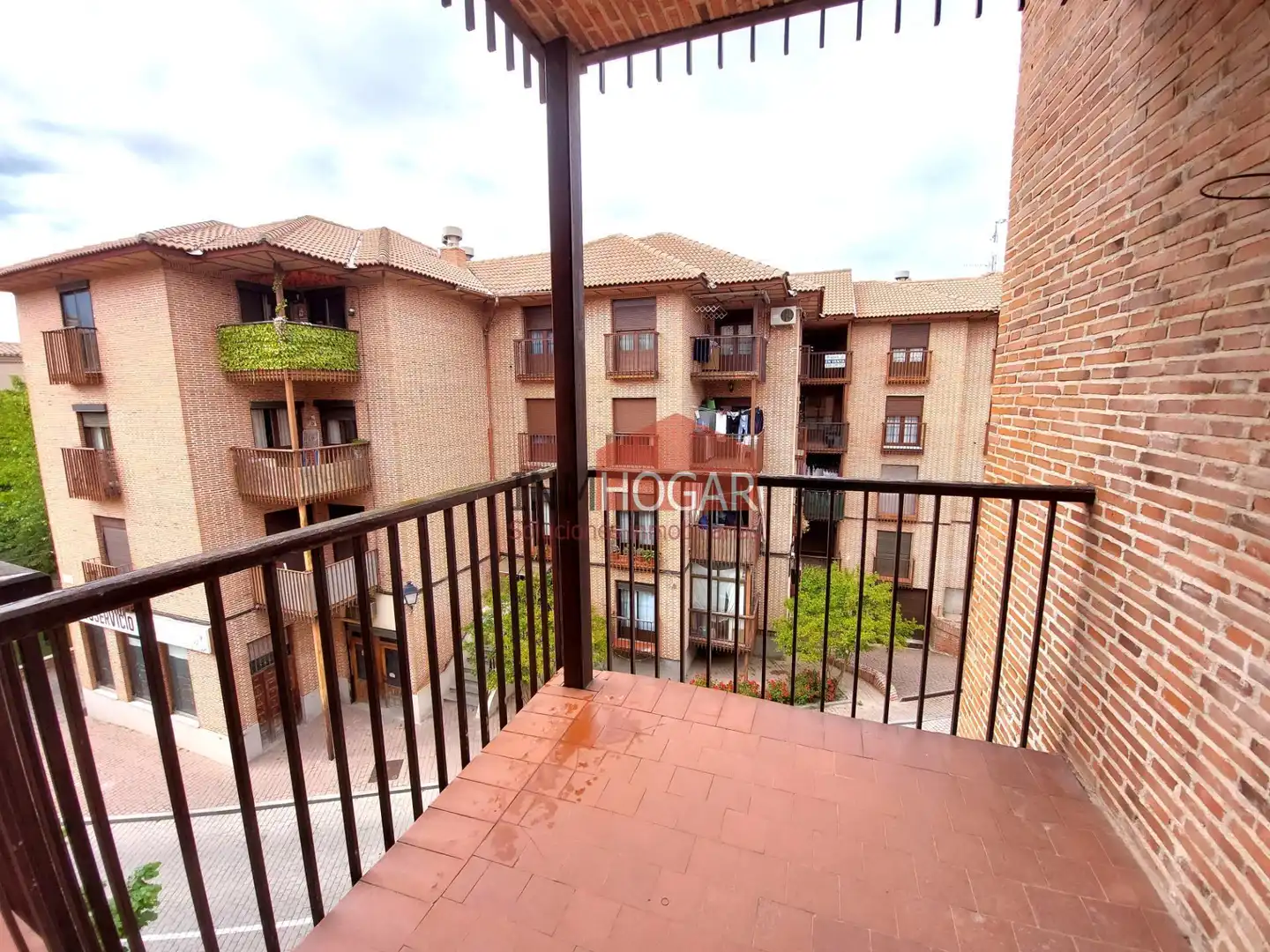 Terraza de Piso en venta en Arévalo con Calefacción, Parquet y Amueblado