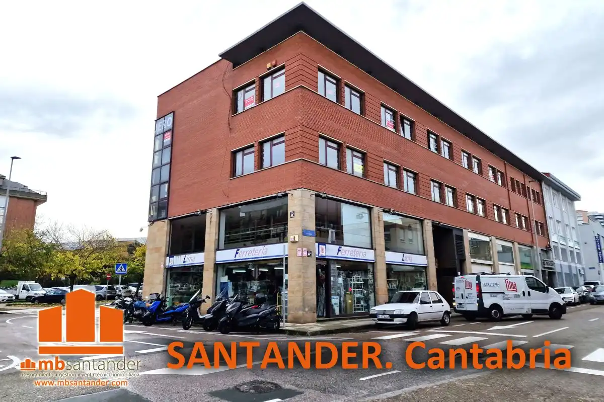 Oficina amb ascensor en venda a Tejera