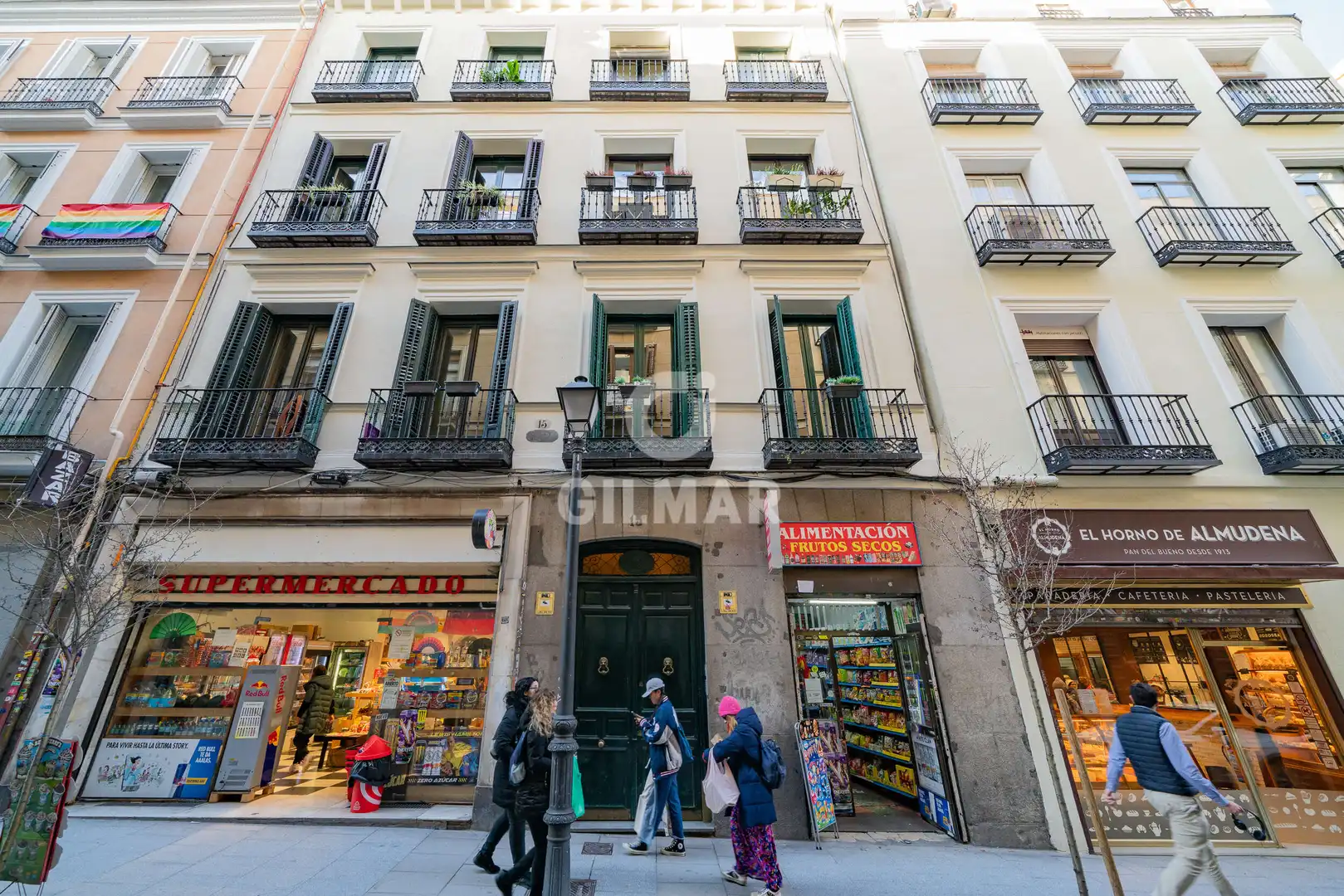Vista exterior de Àtic en venda en Madrid amb Calefacció