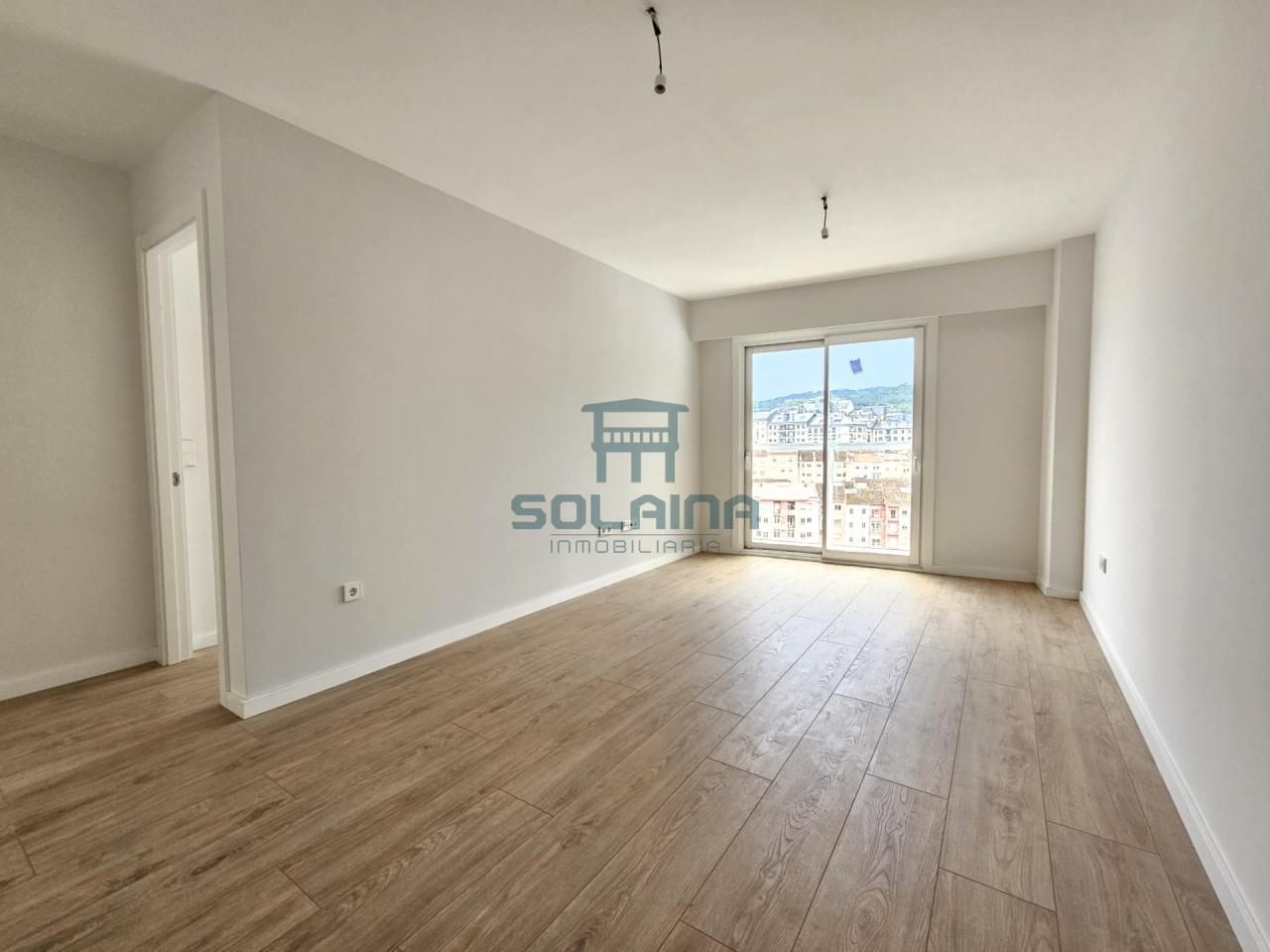 Sala d'estar de Apartament en venda en Ourense Capital  amb Calefacció
