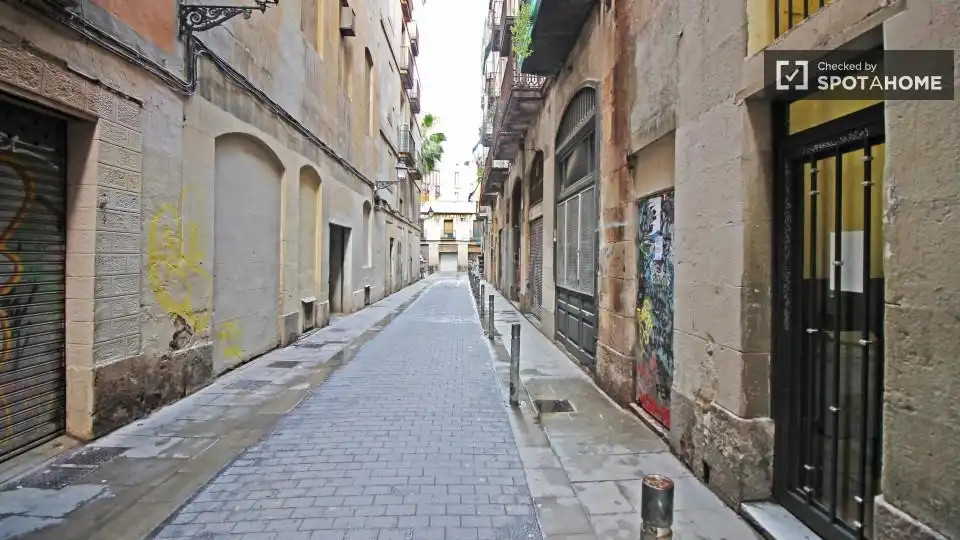 Room in El Raval