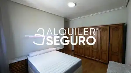 Piso de alquiler en Perez Galdos, Juzgados