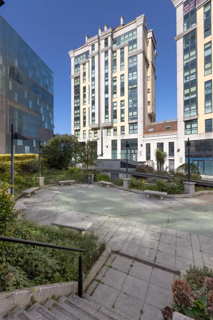 Terrassa de Dúplex en venda en A Coruña Capital  amb Calefacció i Traster