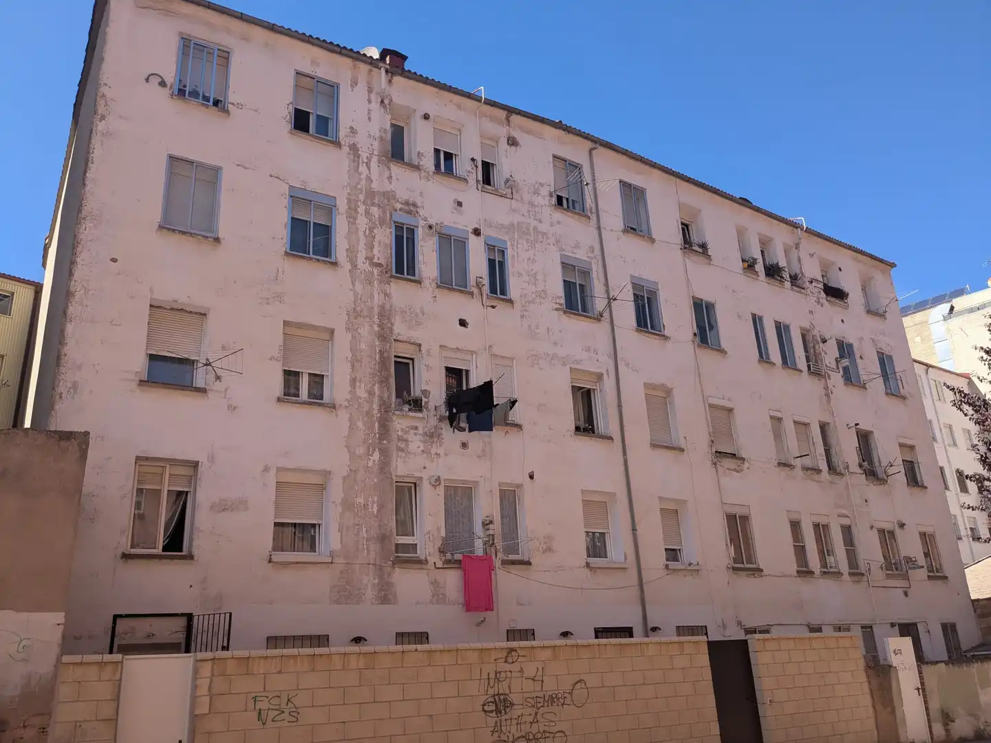 Exterior view of Flat for sale in Burgos
