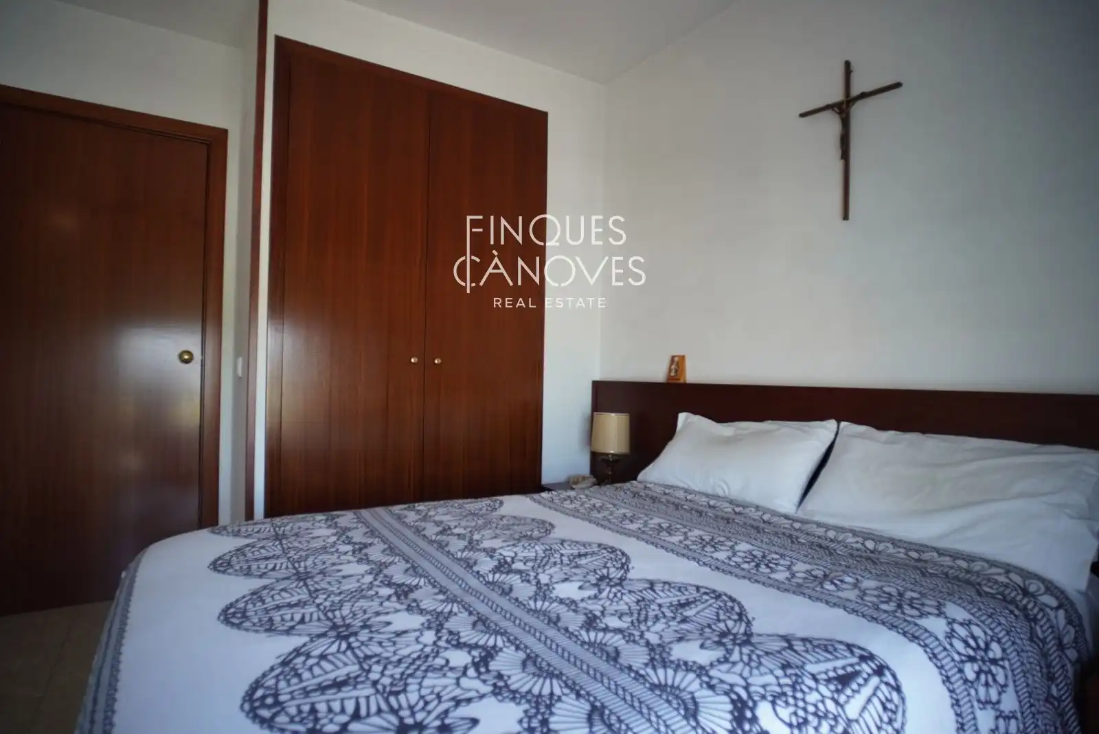Bedroom of Flat for sale in Girona  with Heating, Terrace and Furnished