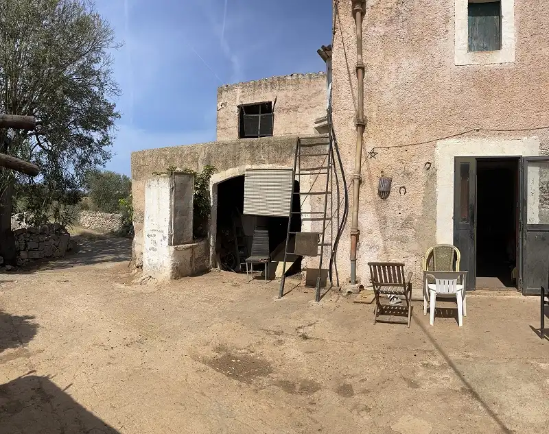 Casa rústica amb jardí en venda a Porreres, imagen 5
